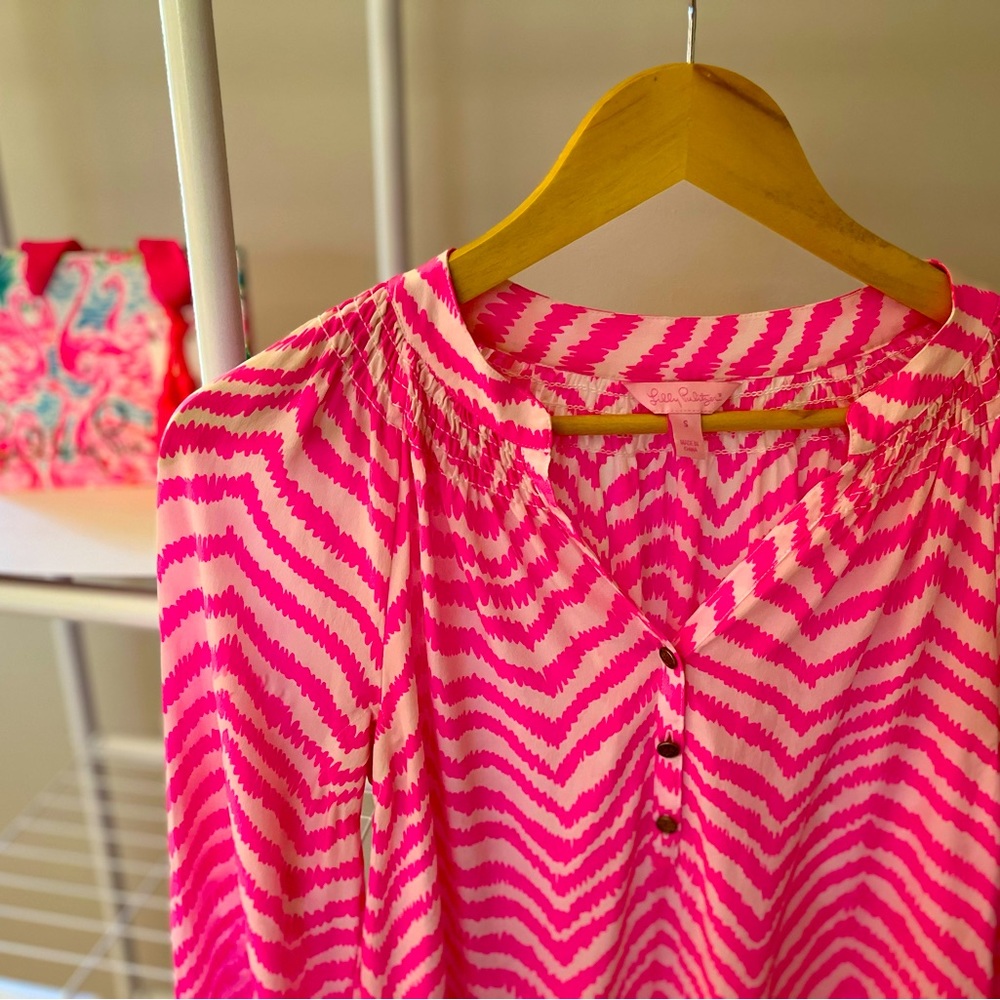 Lilly Pulitzer Elsa Silk Top in Tropical Pink Zebron, Size Small